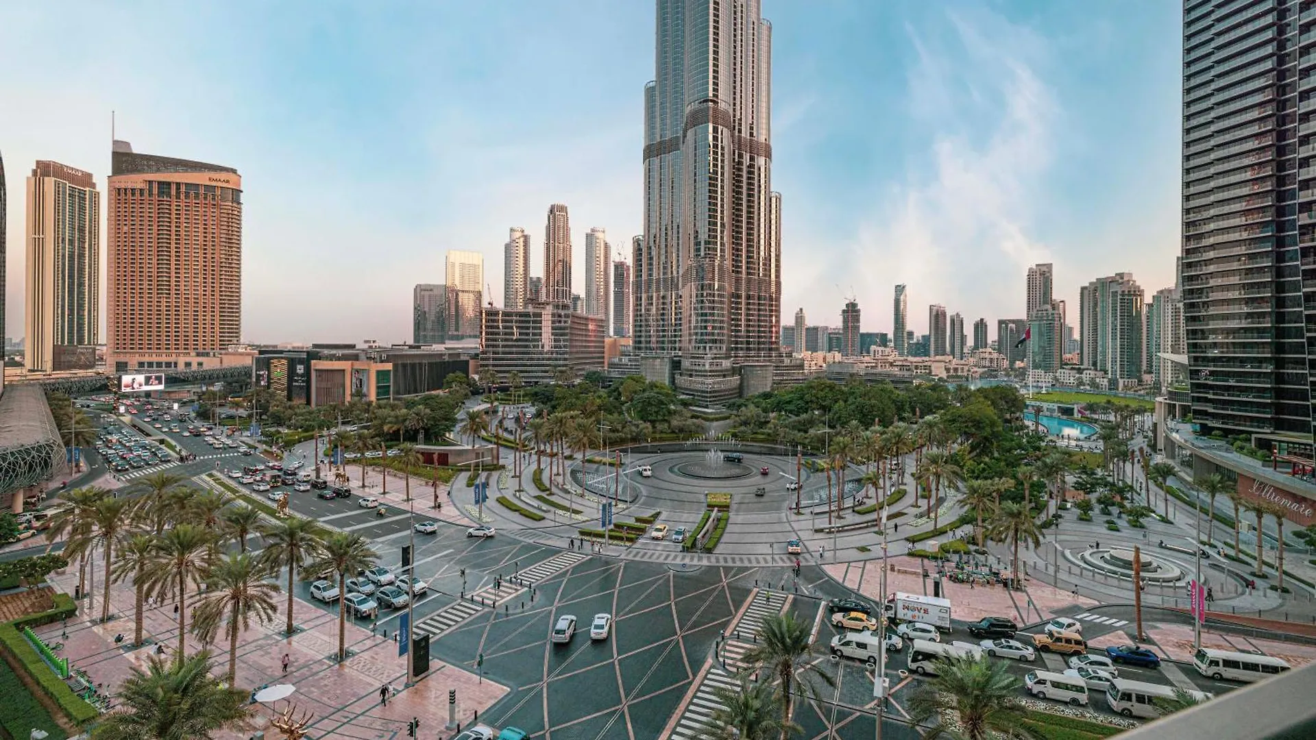 Grand 3B Burj View Ps5 Apartment Dubai
