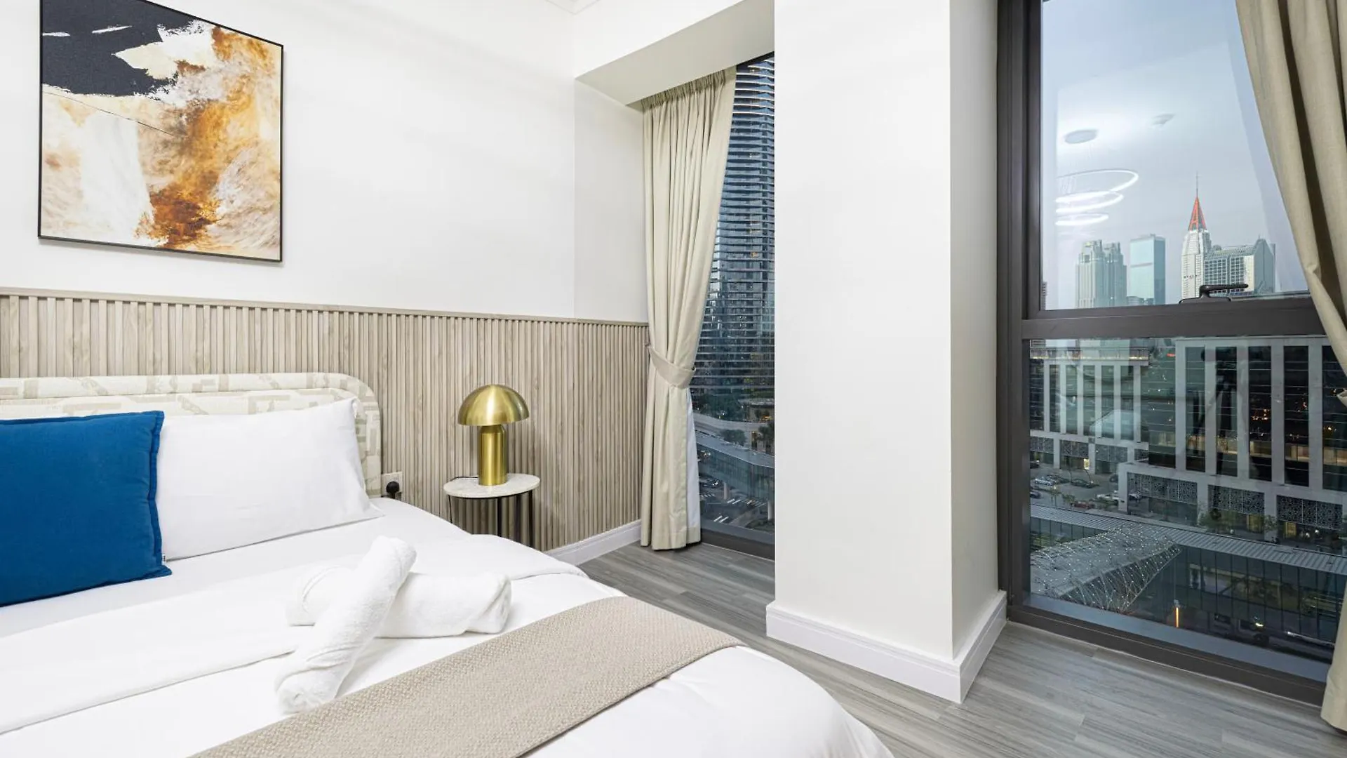 Grand 3B Burj View Ps5 Apartment Dubai