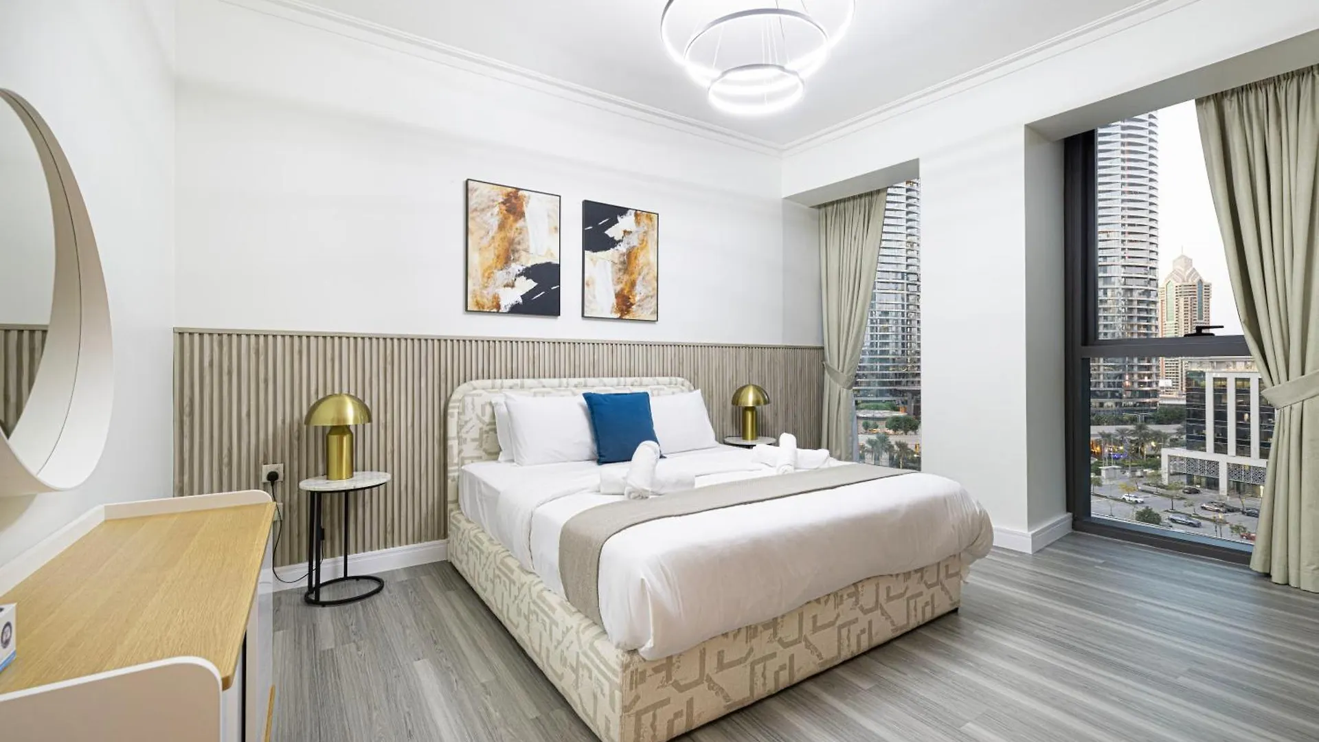 Grand 3B Burj View Ps5 Apartment Dubai